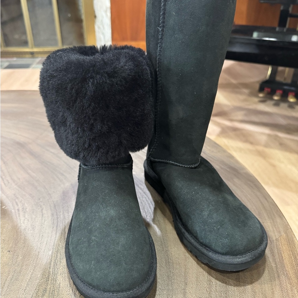 Classic II Tall Boot - Picture 6 of 7